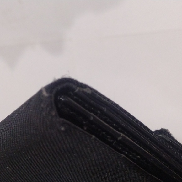 Bvlgari Black Leather Trifold Long Wallet, Snap Closure - Auth., Good Condition - Picture 10 of 16